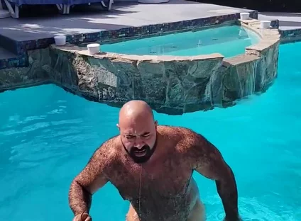 I Love Some Pool Time