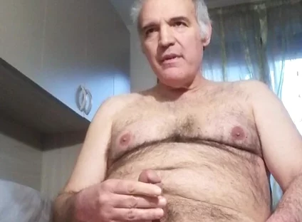 Private Cumshot Show Playing with Chiara and Her Cuckold Husband!
