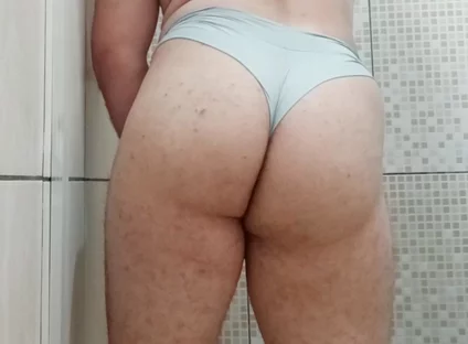 I Love Showing off to a Man on Webcam