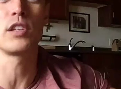 Muscle Worship Live Chat