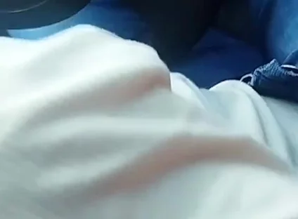 Security Guard Orders Uber and Pays with Blowjob Video 1