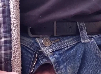 Masturbating Outdoors - Showing off for Neighbours Wearing Jeans Talking Dirty and Cumming - Rockard Stepdaddy