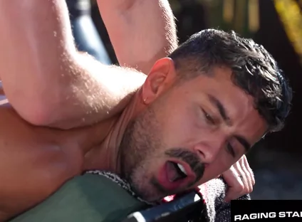 Hunks Brody Baytes Pounds Bareback In Open-air Ranch Fuck With Lee Sparks