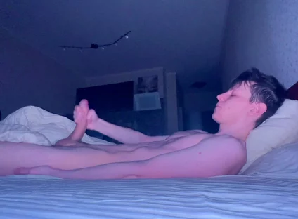 Fast and Rough Jerk off When You Only Have a Few Minutes