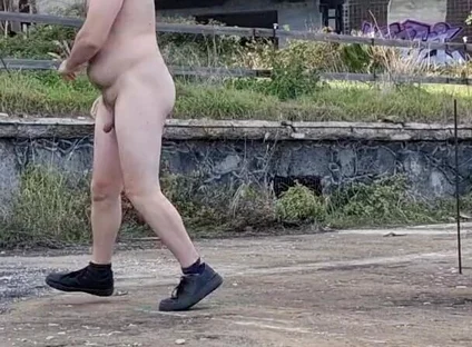 Completely Naked in a Square