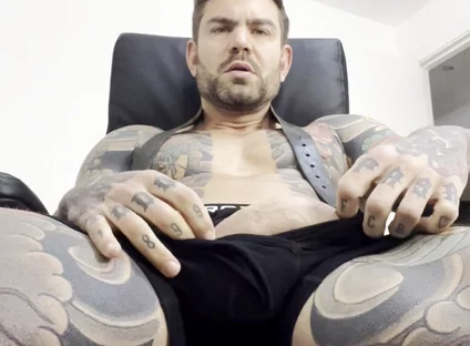 Muscular Spaniard Jerks off