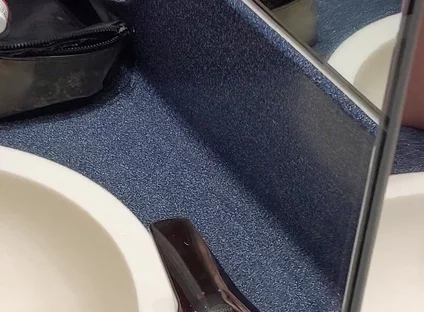 Hotel Bathroom Wanking and Cumming in Front of the Mirrors - Rockardglans
