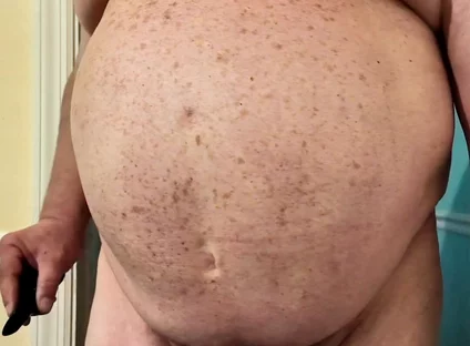 Big Bellied Daddy Bear Cums