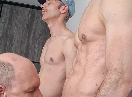 2 Dick Sucking Stepdaddy Get to Sexy Skinny Guy