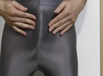 Masturbation with Black Spandex Leggings