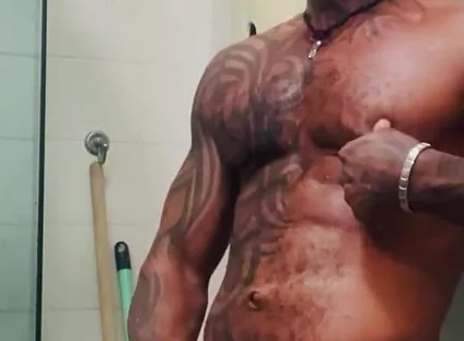Felipe Nuru - Cumming in the Bathroom