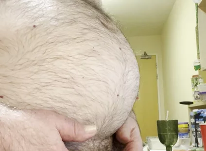 Coach Karl's Mid-afternoon Stiffy During a Live Cam Show 6231