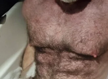Hairy Muscle Bear Jerk off in Tub