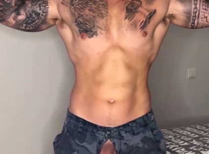 My Big Military Cock Cums with No Touch