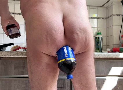Extreme Anal - Fun in the Kitchen!