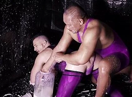 Muscular Asshole Gets Fed With Lots Of Milk With Axel Abysse And Rose Bud