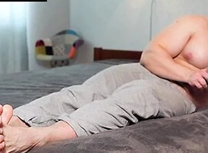Aleck Strips Down And Rubs His Gorgeous Feet For You