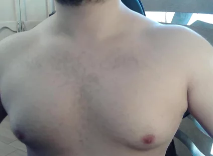 Muscular Stud Plays with His Nipples and Muscles