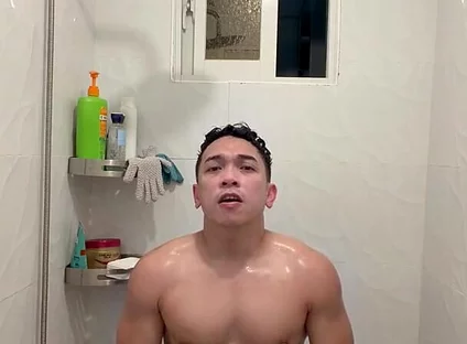 Hot Filipino Twink Jerks off in Steamy Shower