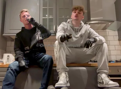 Smoking and spitting masters