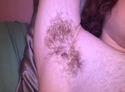 Anyone Want to Sniff My Armpits?