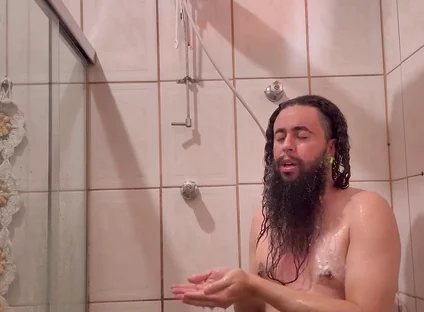 Shower Teaser