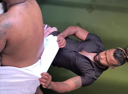 Relaxing Massage with Ice