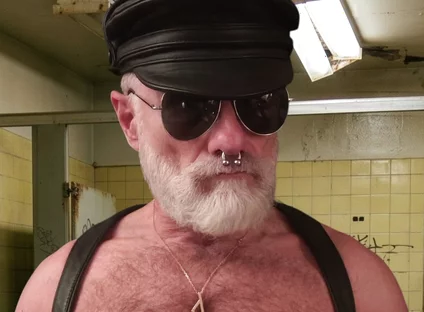 Pipedad Is a Nipple Pig