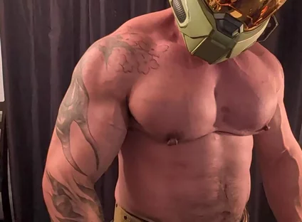 Master Chief Flexing