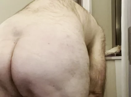 Coach Karl Puts His Butt in Your Face 5700