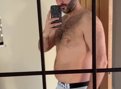 Who’s Gonna Get on His Knees and Start Sucking Like a Lollipop?
