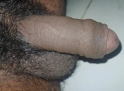 Young Desi Indian Girl Pink Pussy Fucking Video.