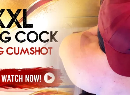 Xxl Cock at the Gloryhole