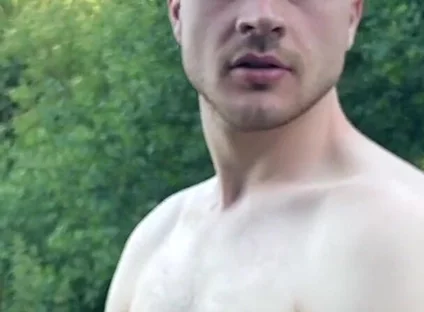 Julian Blesh Cumshot