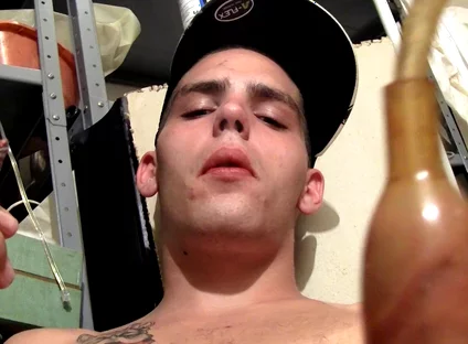Drac Smoke & Massive Cum!