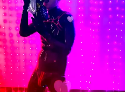 Vide Clip Outtake