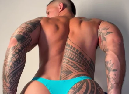 Spandex Makes Me I Jerk off Until I Shoot a Big Load