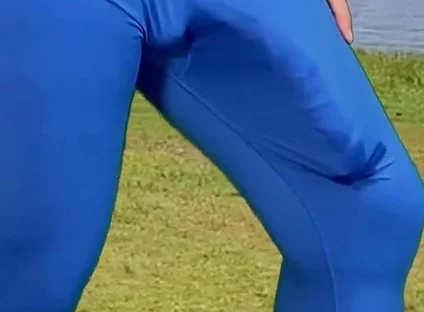 30cm Cock Masturbation