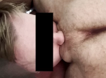 A Jealous Wife Posted a Homemade Video of Her Husband Fucking a Student Online. Eating Cum.