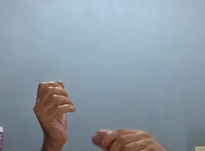 Guy with Big Cock Masturbates