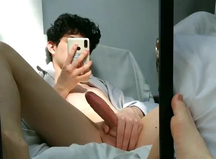 Twink Shows off His Dick in the Mirror