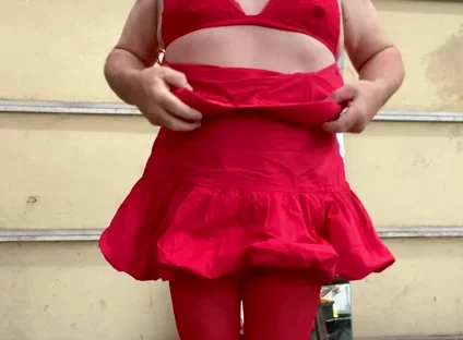 Sexy Outfit!!