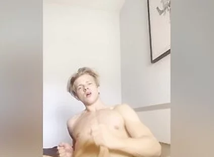 German Twink Is Jerking Off Until He