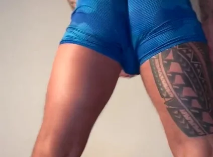 Spandex Makes Me I Jerk off Until I Shoot a Big Load