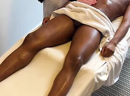 Black Guy Got Excited During Massage With New Masseur And Things Escalated