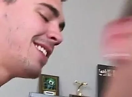 Asher Hawk Fucks Tyson Pierce