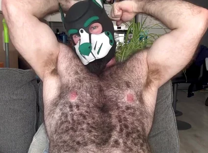Pups Pits Are Extra Ripe Today