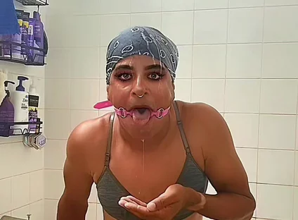 Kris Reelz - Self Face Spit,agagging on a Mouth Ring