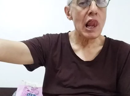 Tongue Shows Fuck My Big Cock