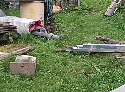Naked in the Garden: Dirty Handjob in the Pool